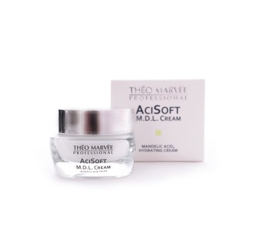 Theo Marvee krem z kwasem migdałowym 50 ml.